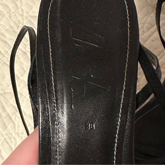 Zara heels - Picture 2 of 2